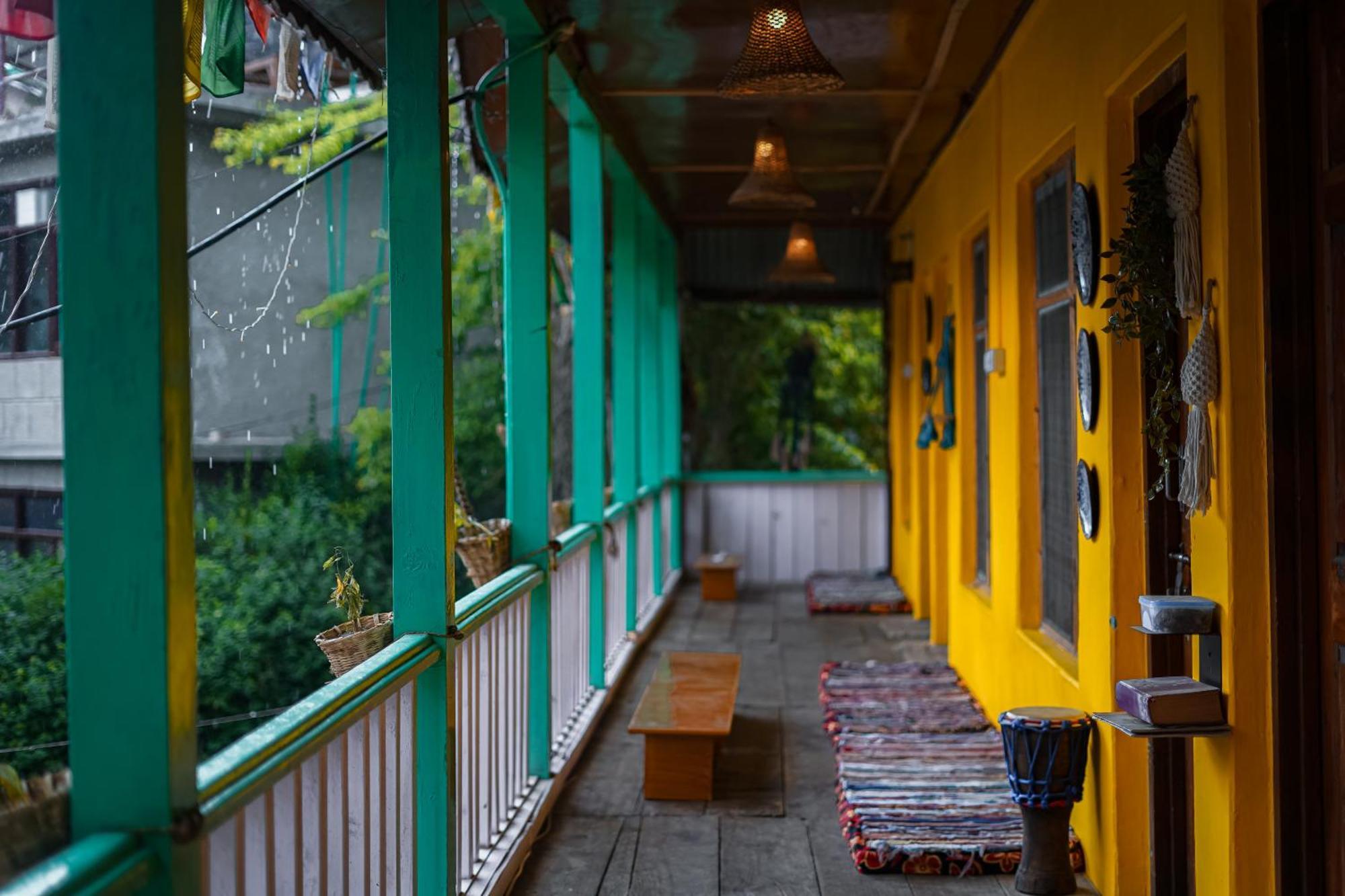 Yaarana Stay & Cafe, Vashisht, Manali Zewnętrze zdjęcie