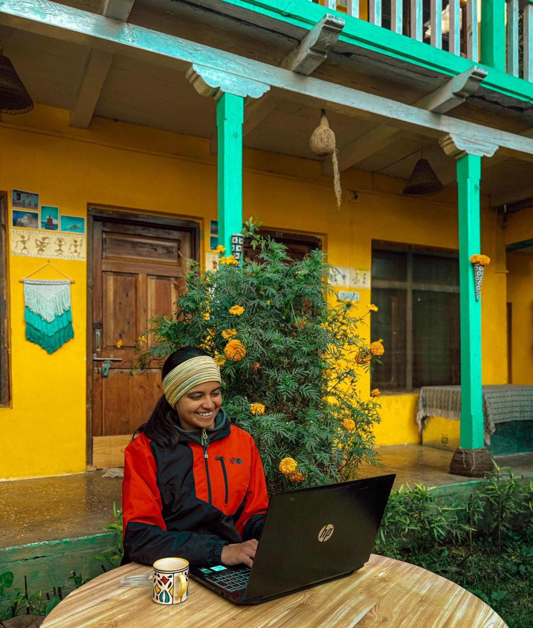 Yaarana Stay & Cafe, Vashisht, Manali Zewnętrze zdjęcie